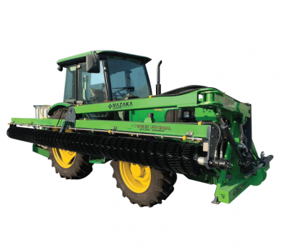 Mazaka-Tractor-Solar-Cleaner-731x900